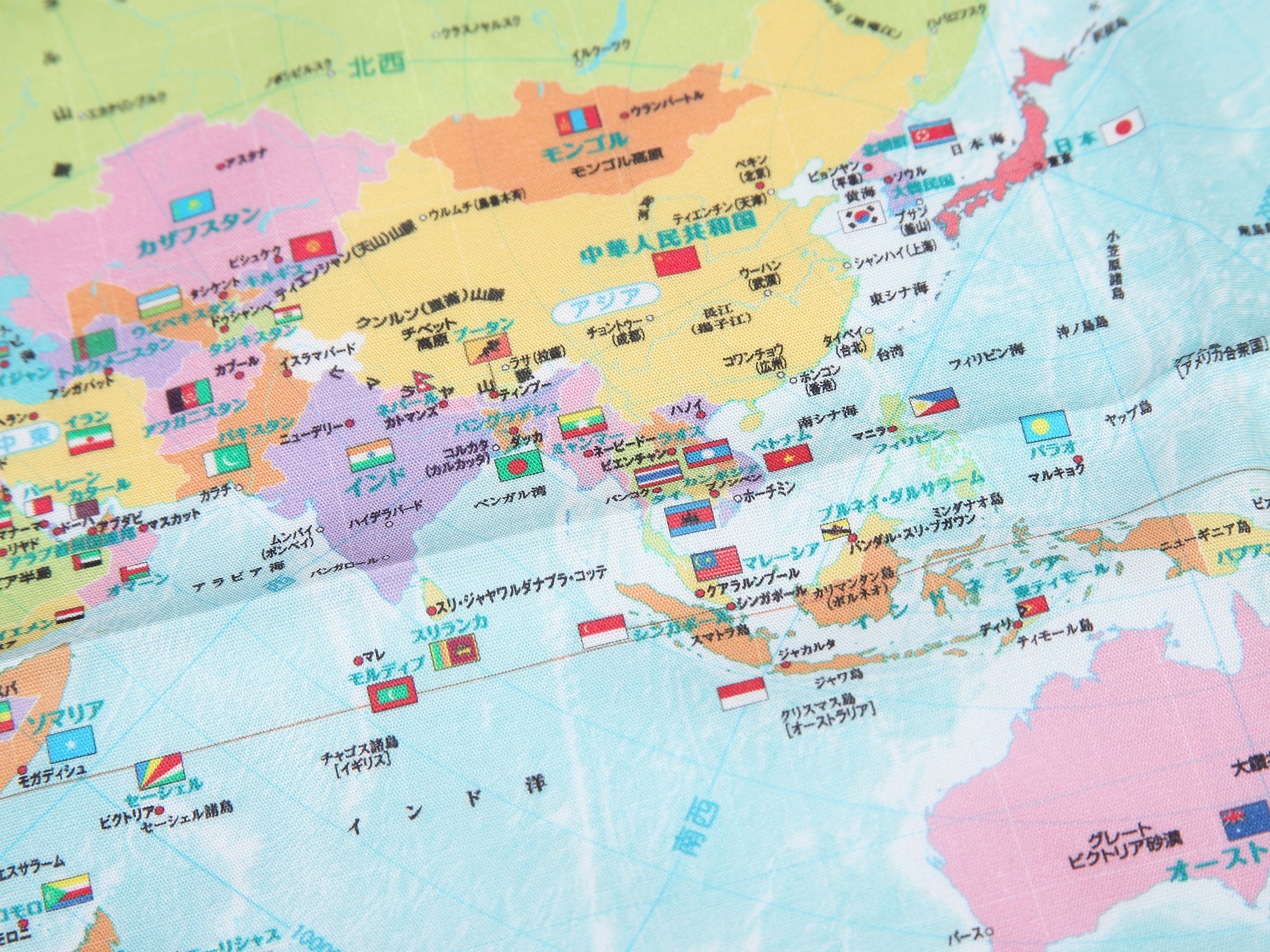 世界地図ハンカチ – 仮説社ONLINE SHOP